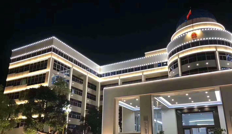 尊時凱龍·(中國區(qū))人生就是搏!洗墻燈